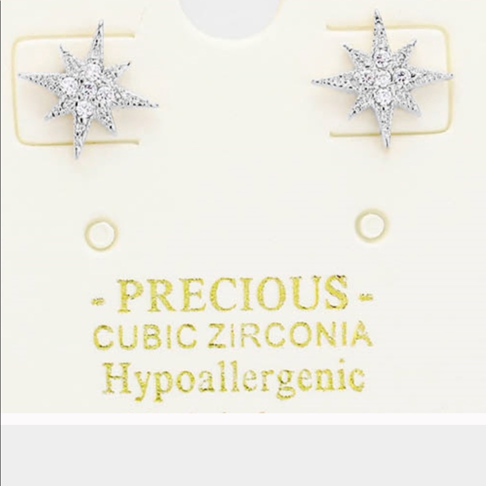 Precious cubic zirconia earrings